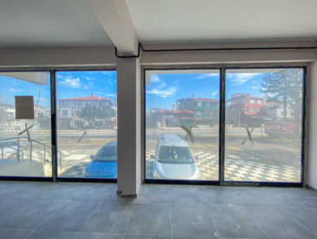 135 M2 Large Shop For Rent On Kumbağ Busy Main Street