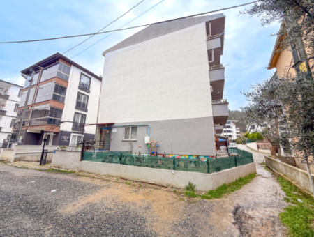 Spacious 2 1 Flat For Sale With Settlement Close To Kumbağ Market Street