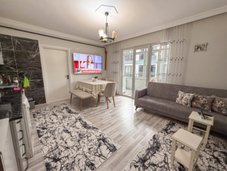Spacious 2 1 Flat For Sale With Settlement Close To Kumbağ Market Street