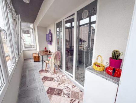 Spacious 2 1 Flat For Sale With Settlement Close To Kumbağ Market Street