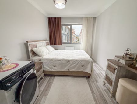 Spacious 2 1 Flat For Sale With Settlement Close To Kumbağ Market Street