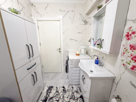 Spacious 2 1 Flat For Sale With Settlement Close To Kumbağ Market Street