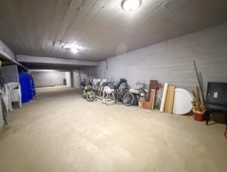 Spacious 2 1 Flat For Sale With Settlement Close To Kumbağ Market Street