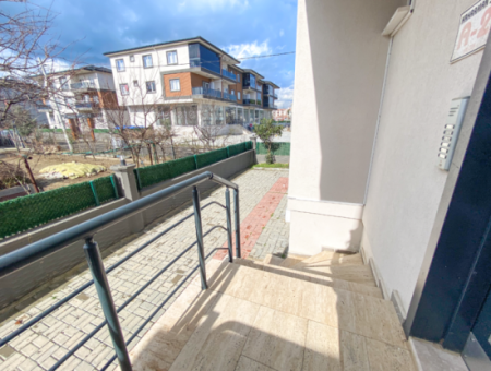 1 1 Flat For Rent In A Site Zero To The Main Street In Kumbağ