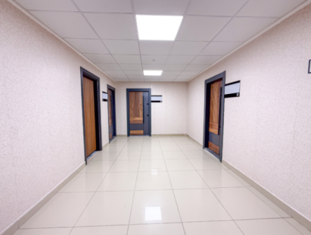 100.Year Sub-Road Street Sea View Complete Rental Plaza