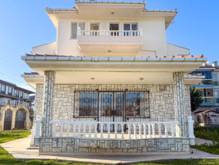 Trplex 7 1 Villa For Sale In 740 M2 Land In Kumbağ