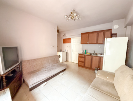 1 1 Flat For Sale With Large Balcony In Central Location In Kumbağ