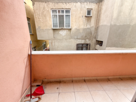 1 1 Flat For Sale With Large Balcony In Central Location In Kumbağ