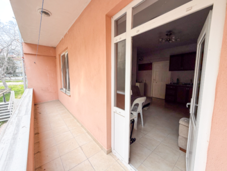 1 1 Flat For Sale With Large Balcony In Central Location In Kumbağ