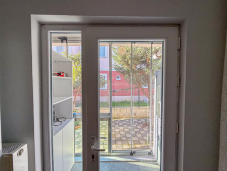 Furnished 1 1 Flat On The Sea Side Of The Street In Kumbağ