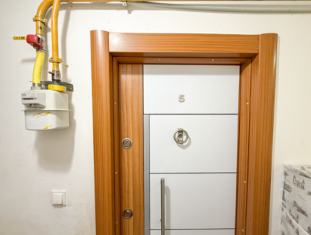 Furnished 1 1 Flat On The Sea Side Of The Street In Kumbağ