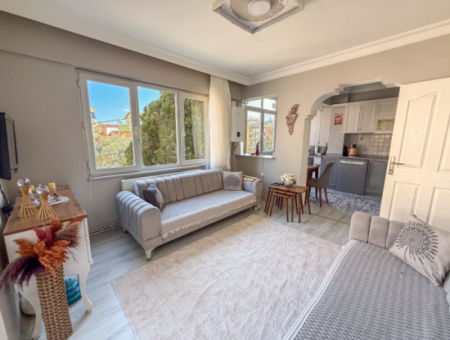 2 1 Flats For Sale In A Centrally Located Site With Pool In Kumbağ