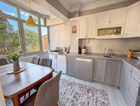 2 1 Flats For Sale In A Centrally Located Site With Pool In Kumbağ