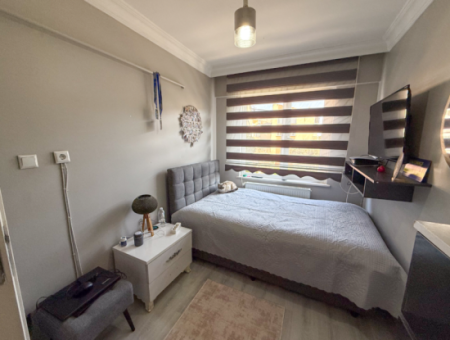 2 1 Flats For Sale In A Centrally Located Site With Pool In Kumbağ