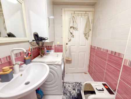 2 1 Flats For Sale In A Centrally Located Site With Pool In Kumbağ