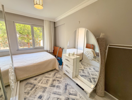 2 1 Flats For Sale In A Centrally Located Site With Pool In Kumbağ