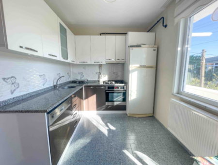 Spacious 2 1 Furnished Flat For Rent On The Sea Side Of Kumbağ Street