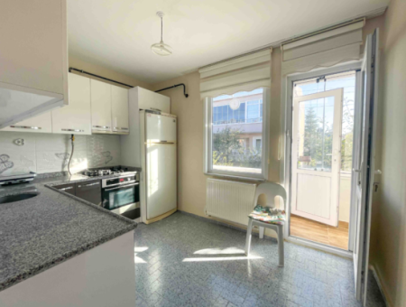Spacious 2 1 Furnished Flat For Rent On The Sea Side Of Kumbağ Street
