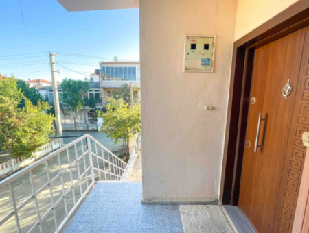 Spacious 2 1 Furnished Flat For Rent On The Sea Side Of Kumbağ Street