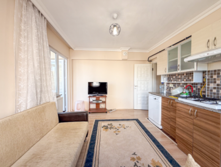 Spacious 2 1 Flat For Sale In A Residential Building On Kumbağ Market Street