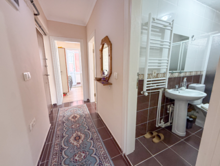 Spacious 2 1 Flat For Sale In A Residential Building On Kumbağ Market Street