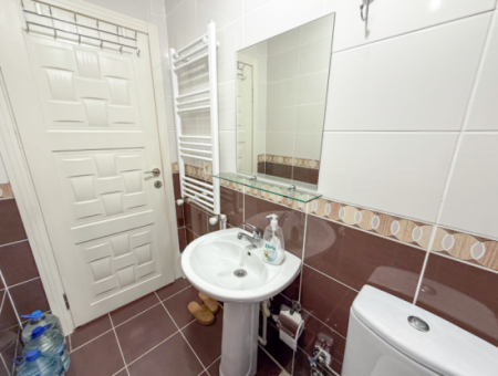 Spacious 2 1 Flat For Sale In A Residential Building On Kumbağ Market Street