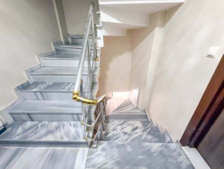 Spacious 2 1 Flat For Sale In A Residential Building On Kumbağ Market Street
