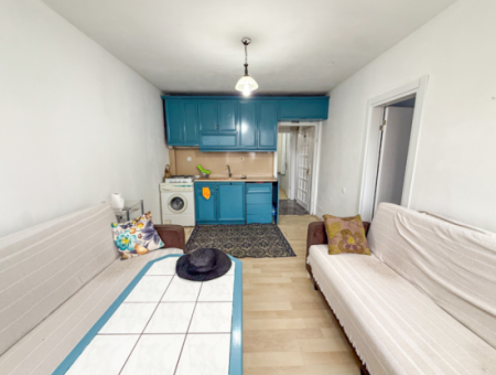 2 1 Flat For Sale In A Residential Building In The Center Of Kumbağ