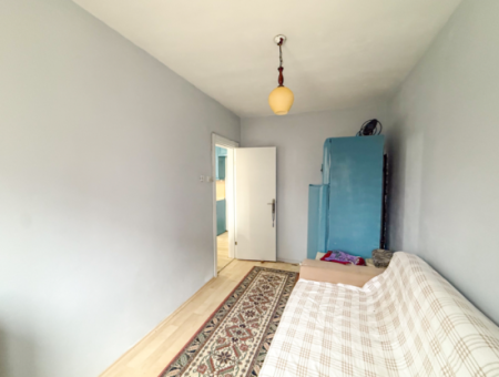 2 1 Flat For Sale In A Residential Building In The Center Of Kumbağ