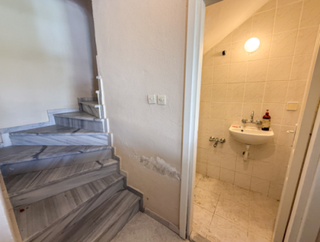 Triplex Villa For Sale In A Site With A 50 Mt Pool To Kumbağ Sea