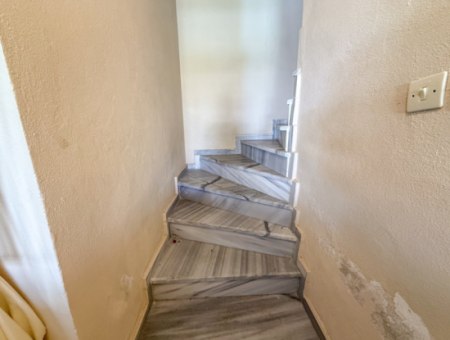 Triplex Villa For Sale In A Site With A 50 Mt Pool To Kumbağ Sea