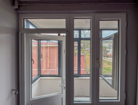 2 1 Flats For Sale In A Central Location In Kumbağ, Very Close To The Sea