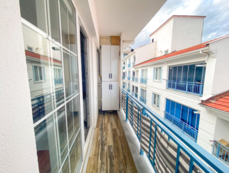 Furnished 2 1 Flat For Rent In A Building With Elevator In The Center Of Kumbağ