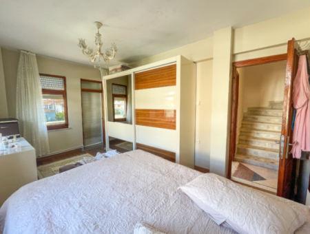 Kumbağ Triplex For Sale With Garden Settlement Close To The Sea 4 1 Villa