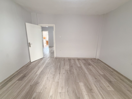 Spacious 2 1 Flat For Rent With Separate Kitchen On Kumbağ Market Street