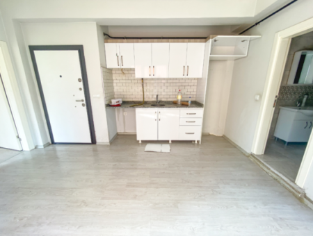 1 1 Flat For Rent In Kumbağ Pazar Street Building With Elevator