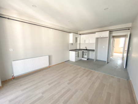 Luxury 2 1 Flat For Rent In A Complex With Pool Close To The Sea In Kumbağ