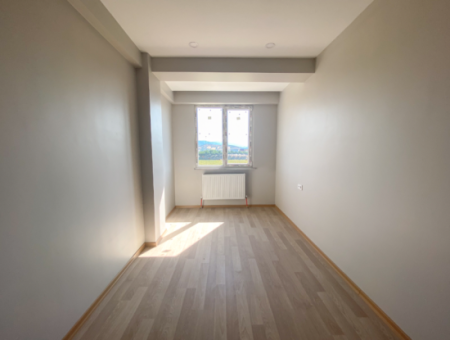 Luxury 2 1 Flat For Rent In A Complex With Pool Close To The Sea In Kumbağ