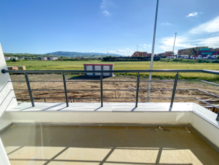Luxury 1 1 Flat For Rent Close To The Sea In A Complex With Kumbağ Pool