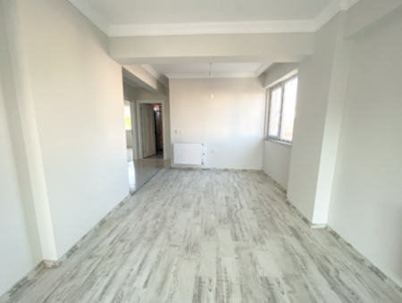 Brand New 2 1 Flats With Elevator For Sale On Kumbağ Market Street