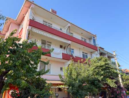 Spacious 2 1 Flat For Rent On The Sea Side Of The Street In Kumbağ