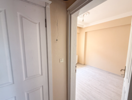 Spacious 2 1 Flat For Rent On The Sea Side Of The Street In Kumbağ