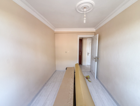 Spacious 2 1 Flat For Rent On The Sea Side Of The Street In Kumbağ