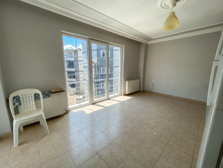 Spacious 2 1 Flat For Rent With Double Balcony In Central Location In Kumbağ