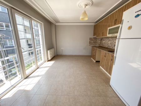 Spacious 2 1 Flat For Rent With Double Balcony In Central Location In Kumbağ