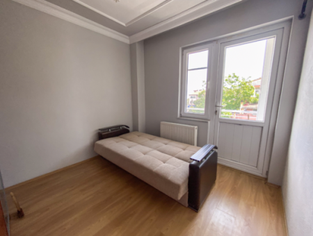 Spacious 2 1 Flat For Rent With Double Balcony In Central Location In Kumbağ