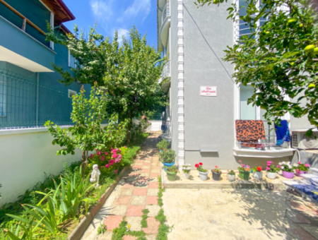 2 1 Middle Floor Flat For Rent With Double Balcony With Separate Kitchen In Kumbağ