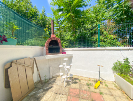 2 1 Middle Floor Flat For Rent With Double Balcony With Separate Kitchen In Kumbağ