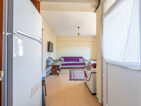 2 1 Flats For Sale In Kumbağ Market Street, Close To The Street And The Sea