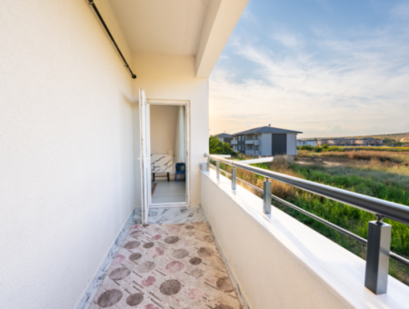 2 1 Flats For Sale In Kumbağ New And Inhabited Building With Spacious Furnished